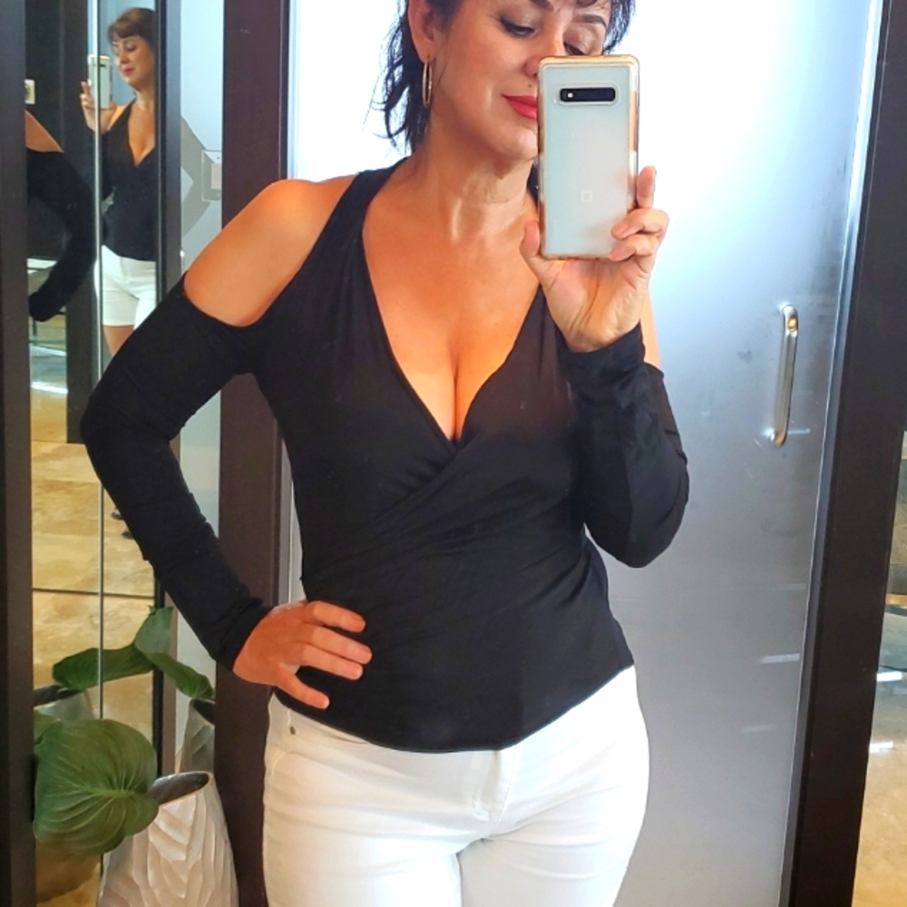 AS NEW, SEXY TOP WITH SLEEVES, SIZE SMALL/ MEDIUM